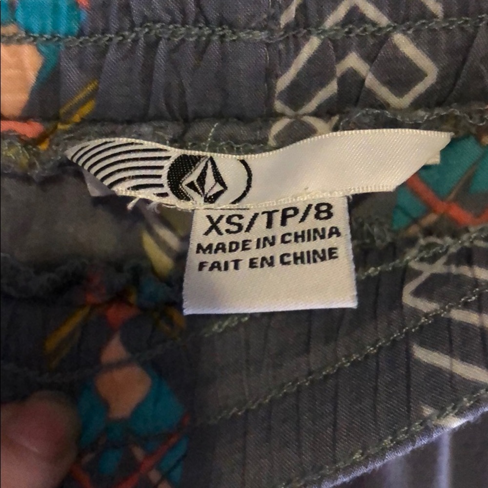 Volcom pants - Picture 3 of 3